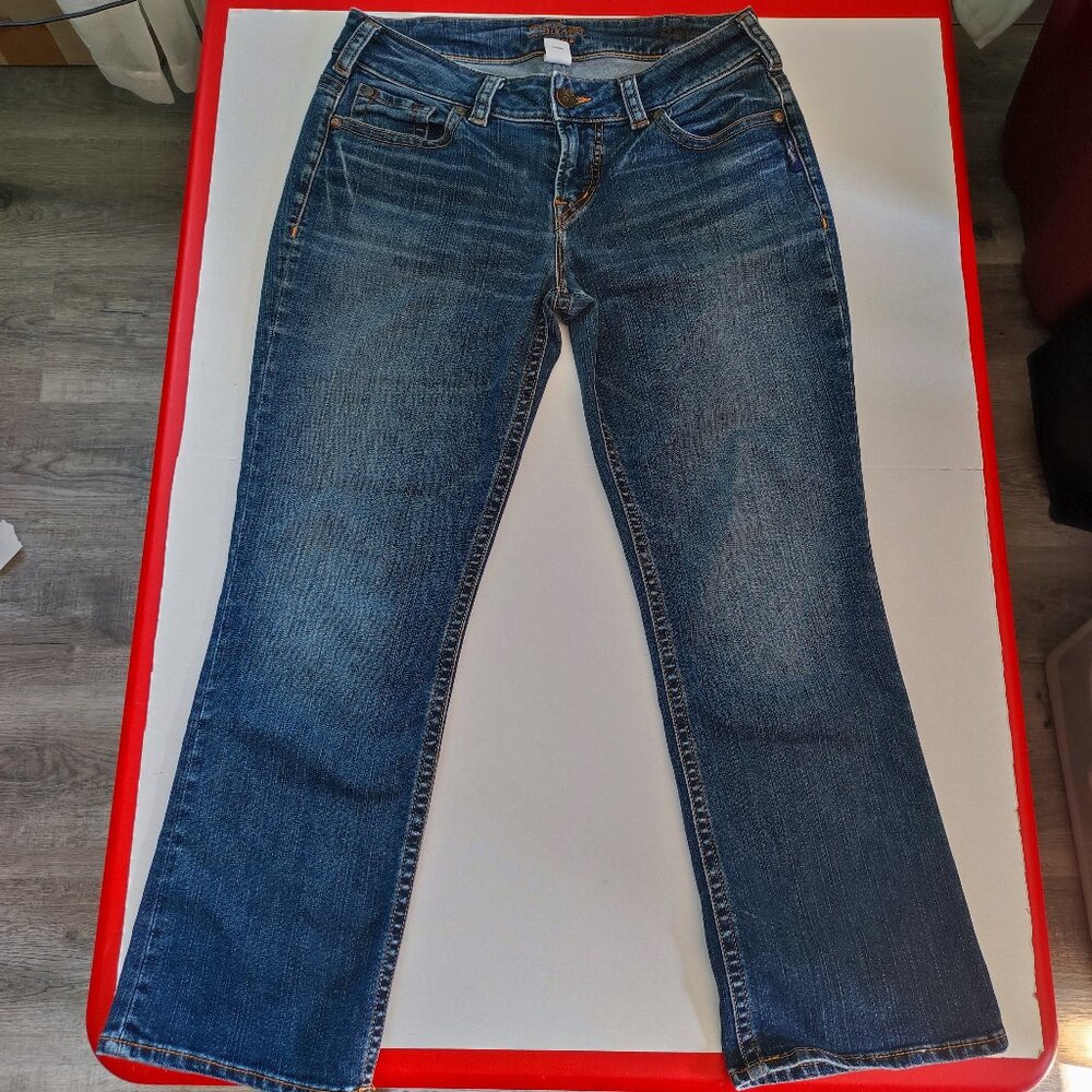 Silver Jeans Suki Capri women's size 30 denim blue straight leg